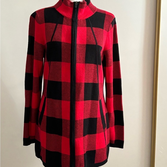 Adrienne Vittadini Red & Black Checkered Buffalo Plaid  Cardigan Sweater Size L - Picture 2 of 12